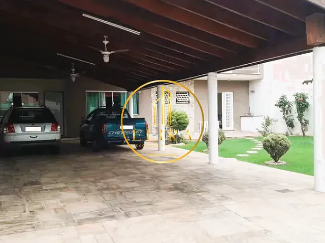 Sobrado com 393m² 4 quartos e 4 banheiros, à venda, no bairro Jardim Nossa Senhora de Fátima em Americana
