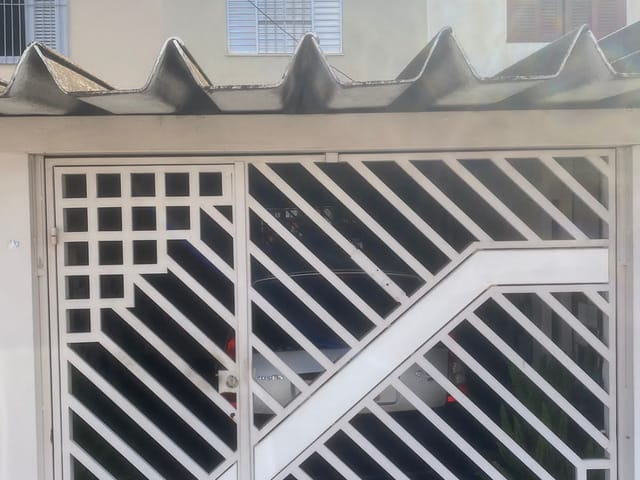 Sobrado com 100m² 2 quartos e 1 banheiro, à venda, no bairro Vila Antonieta em São Paulo