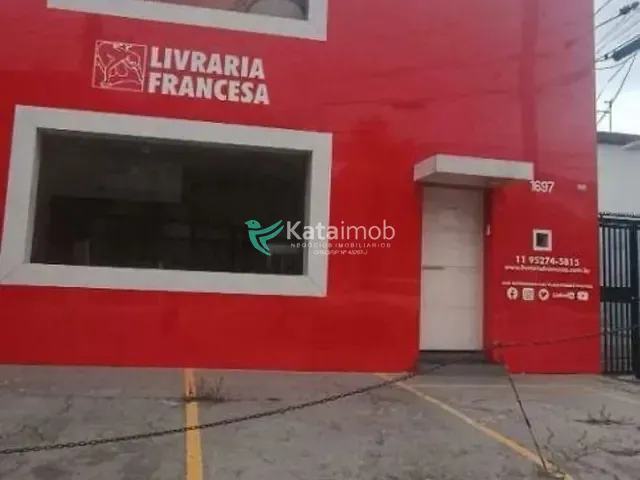 Sobrado à venda ou para alugar, no bairro Indianópolis em São Paulo