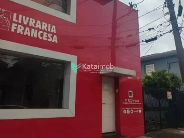 Sobrado à venda ou para alugar, no bairro Indianópolis em São Paulo