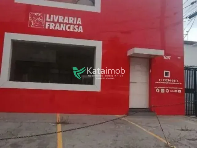Sobrado à venda ou para alugar, no bairro Indianópolis em São Paulo