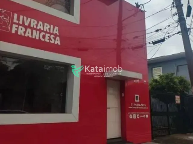 Sobrado à venda ou para alugar, no bairro Indianópolis em São Paulo