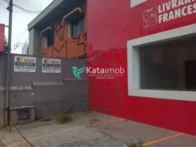 Sobrado à venda ou para alugar, no bairro Indianópolis em São Paulo