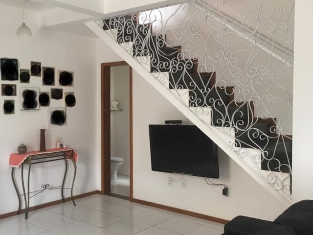 Casa com 255m² 5 quartos e 4 banheiros, à venda, no bairro São João do Rio Vermelho em Florianópolis