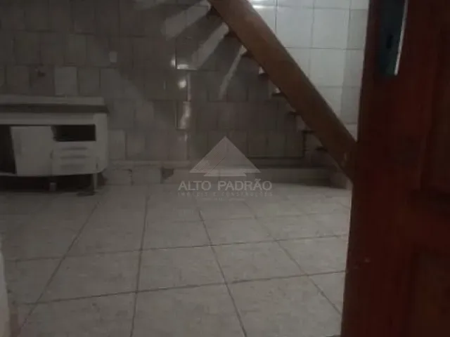 Sobrado com 134m² 5 quartos e 3 banheiros, à venda, no bairro Parque Boa Esperança em Mauá