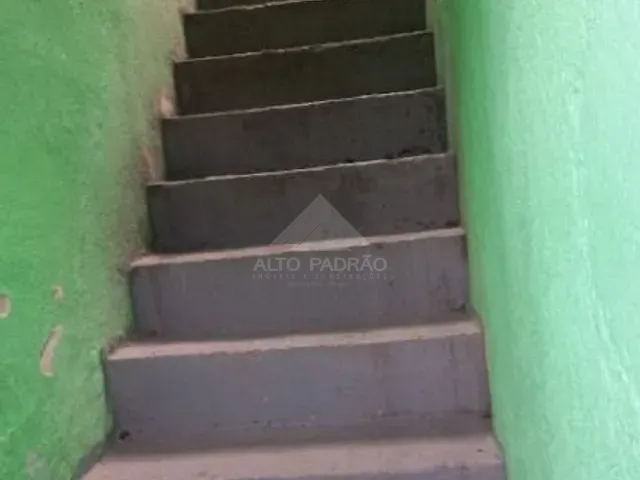 Sobrado com 134m² 5 quartos e 3 banheiros, à venda, no bairro Parque Boa Esperança em Mauá
