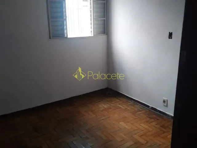 Sobrado com 64m² 3 quartos e 2 banheiros, à venda, no bairro Centro em Pindamonhangaba