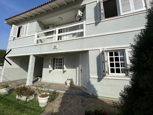 Sobrado com 440m² 4 quartos e 2 banheiros, à venda, no bairro Ermo em Guaíba