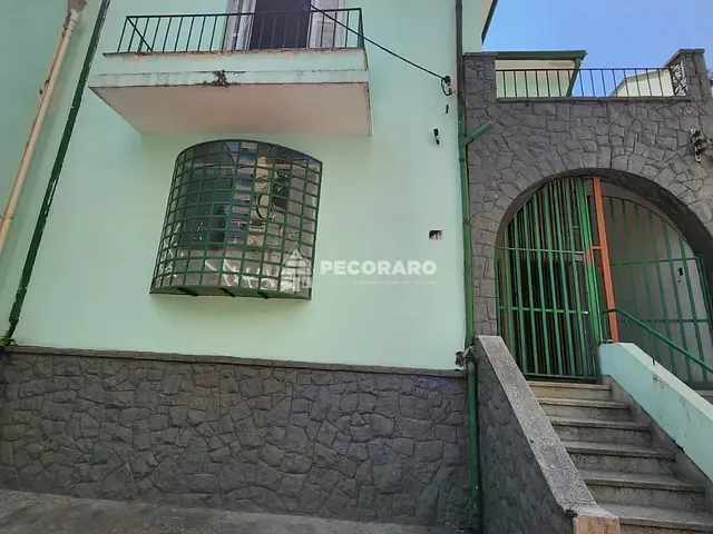 Casa com 252m², para alugar, no bairro Pinheiros em São Paulo