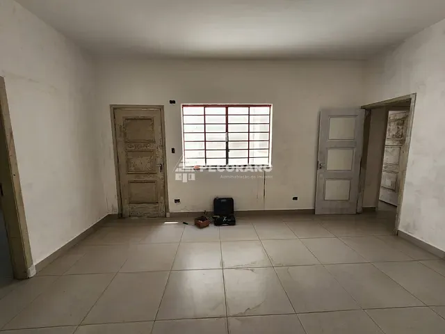 Casa com 252m², para alugar, no bairro Pinheiros em São Paulo