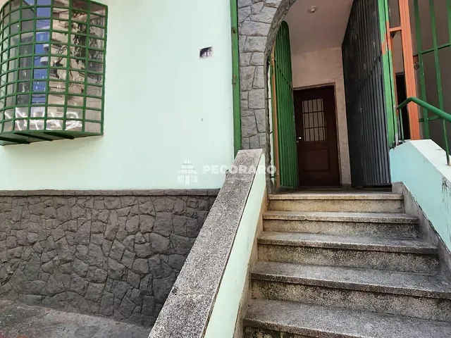 Casa com 252m², para alugar, no bairro Pinheiros em São Paulo