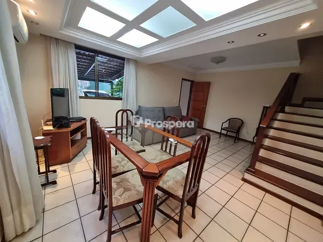 Sobrado com 125m² 4 quartos e 4 banheiros, à venda, no bairro Parque Anhanguera em Goiânia