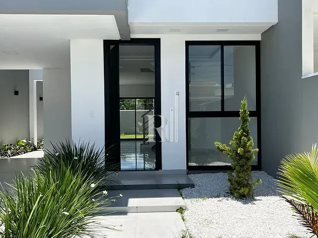 Sobrado com 182m² 2 quartos e 2 banheiros, à venda, no bairro areias em Tijucas