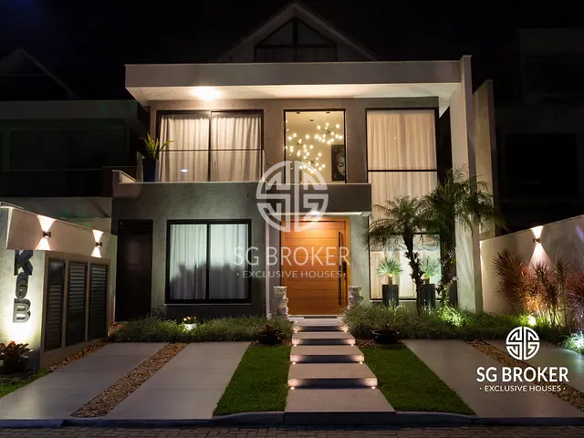 Casa com 400m² 4 quartos e 5 banheiros, à venda, no bairro Recreio dos Bandeirantes em Rio de Janeiro