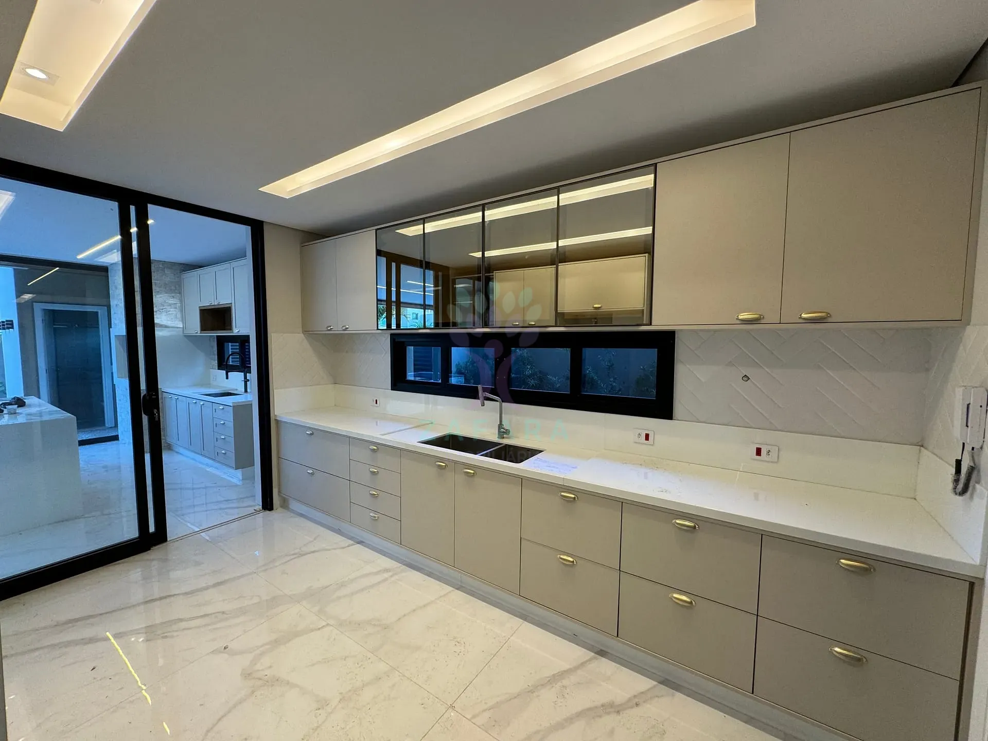 Sobrado, 6 quartos, 390 m² - Foto 8