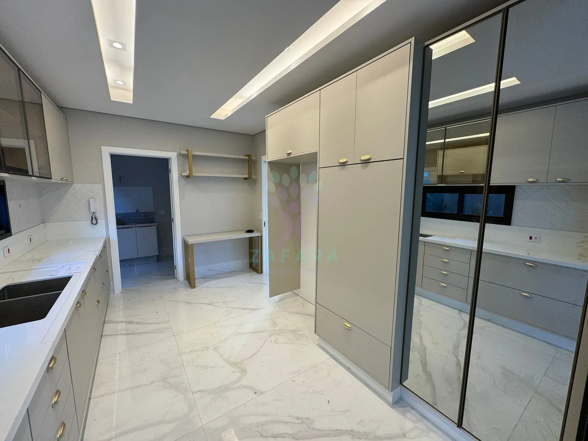 Sobrado, 6 quartos, 390 m² - Foto 10