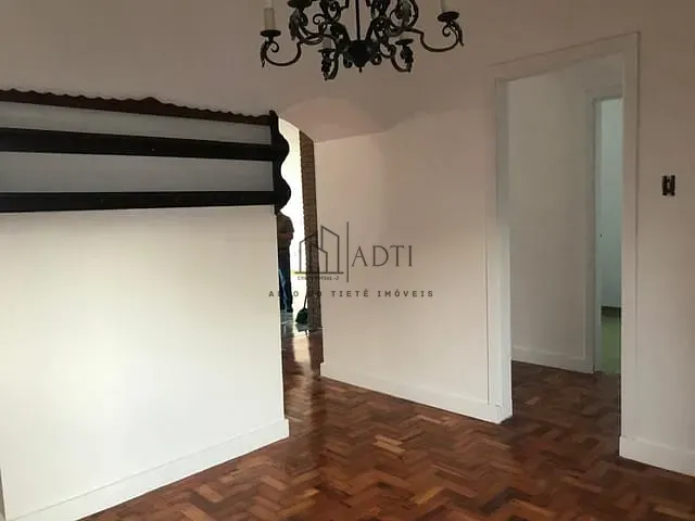 Casa 2 quartos e 2 banheiros, à venda, no bairro Vila Oliveira em Mogi das Cruzes
