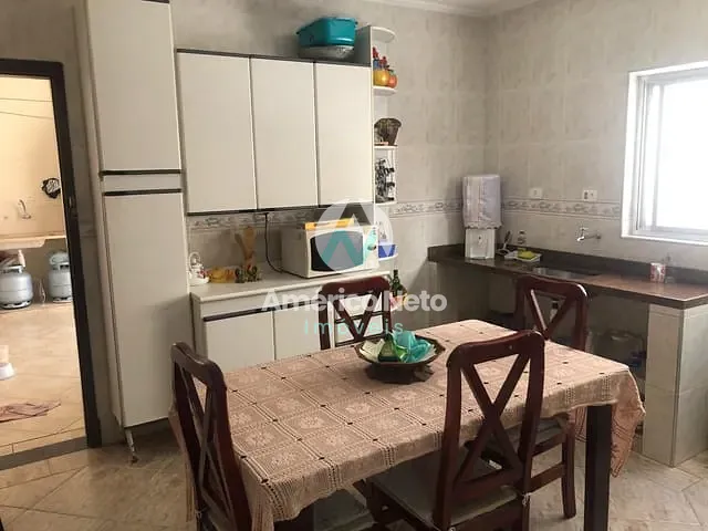 Sobrado com 154m² 3 quartos e 5 banheiros, à venda, no bairro Osvaldo Cruz em São Caetano do Sul