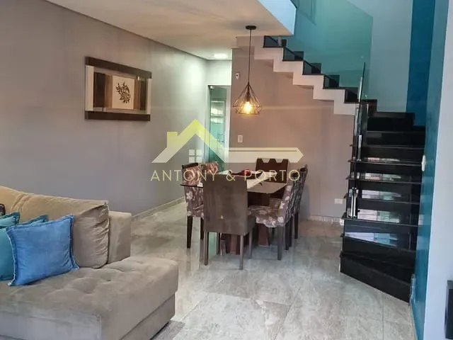 Sobrado com 180m² 3 quartos e 4 banheiros, à venda, no bairro Jardim Vila Galvão em Guarulhos