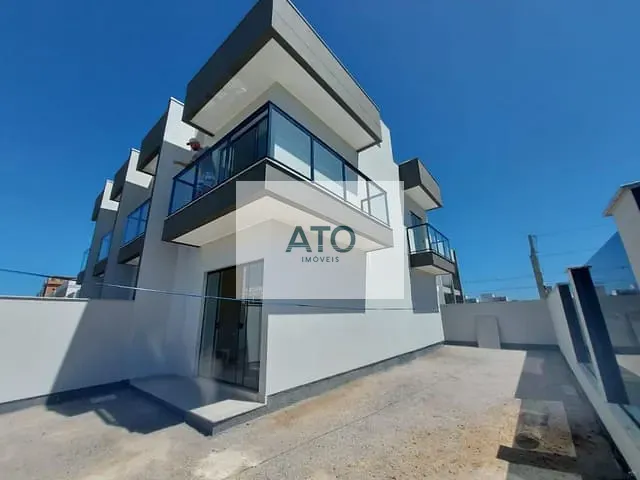 Sobrado 2 quartos e 2 banheiros, à venda, no bairro Bosque da Mata em Tijucas