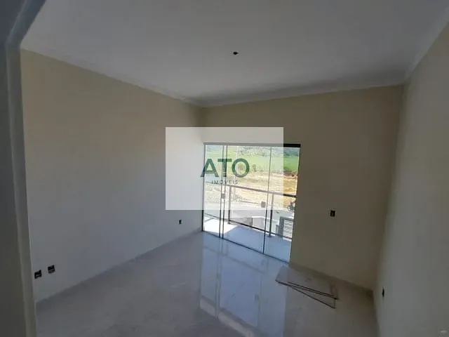 Sobrado 2 quartos e 2 banheiros, à venda, no bairro Bosque da Mata em Tijucas