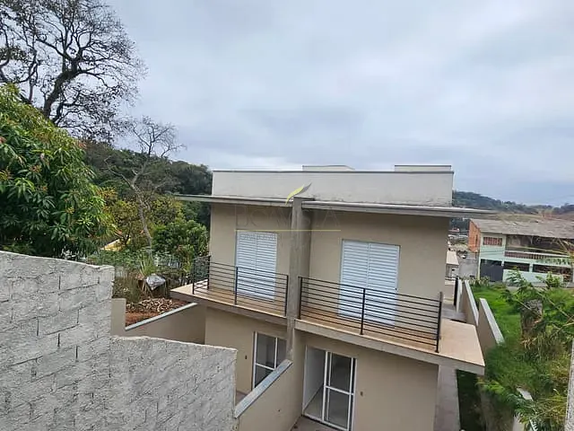 Casa 3 quartos e 3 banheiros, à venda, no bairro Jardim Brogotá em Atibaia