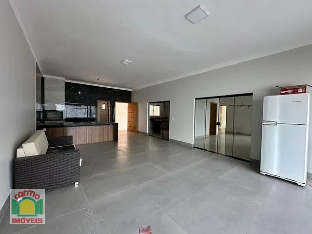 Sobrado com 514m² 4 quartos e 5 banheiros, à venda, no bairro Anápolis City em Anápolis