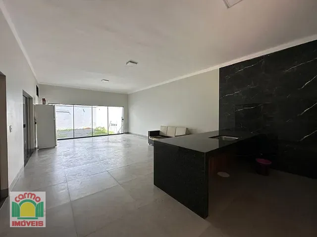 Sobrado com 514m² 4 quartos e 5 banheiros, à venda, no bairro Anápolis City em Anápolis