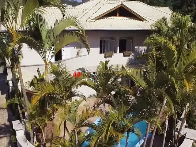 Sobrado 5 quartos e 5 banheiros, para alugar, no bairro Centro em Ribeirão Pires