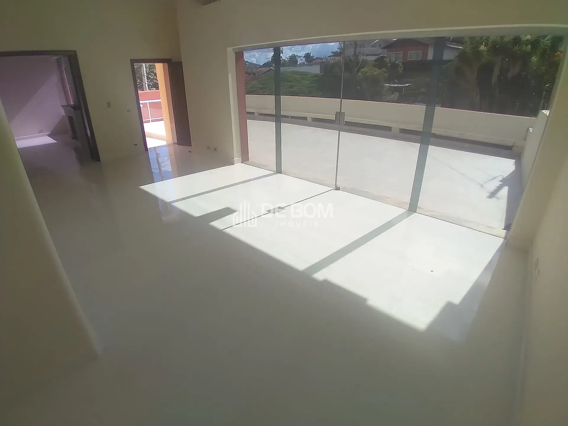 Sobrado, 4 quartos, 390 m² - Foto 1