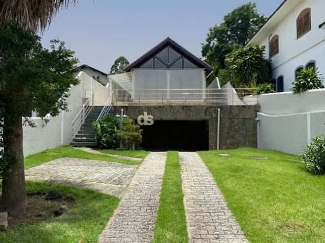Sobrado com 500m² 3 quartos e 5 banheiros, à venda, no bairro Horto Florestal em São Paulo