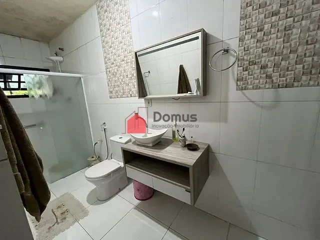 Sobrado com 500m² 3 quartos e 4 banheiros, à venda, no bairro Residencial Mombaça I em Pindamonhangaba