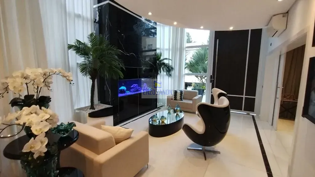 Sobrado, 4 quartos, 840 m² - Foto 1