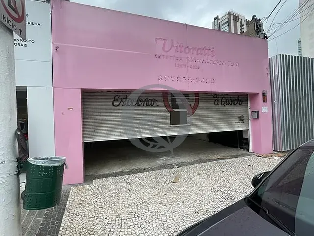 Sobrado com 464m², para alugar, no bairro Vila Regente Feijó em São Paulo