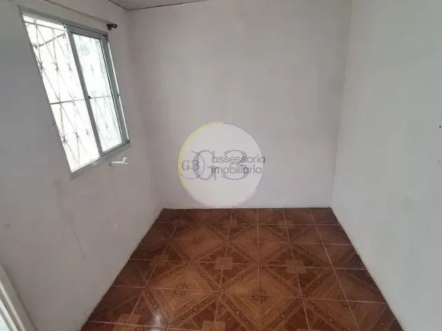Sobrado 2 quartos e 2 banheiros, para alugar, no bairro Centro em Rio Grande