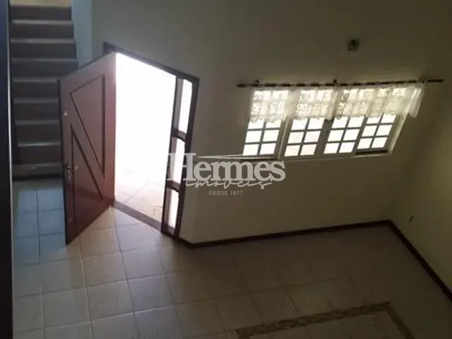 Sobrado com 283m² 3 quartos e 3 banheiros, à venda, no bairro João Aranha em Paulínia