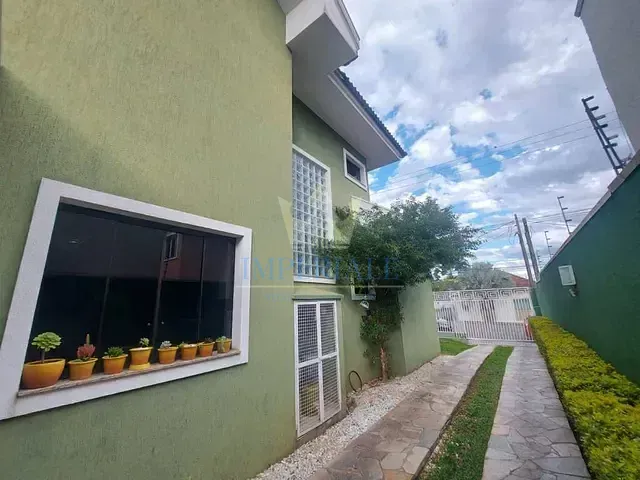 Sobrado com 462m² 3 quartos e 4 banheiros, à venda, no bairro Jardim Carvalho em Ponta Grossa