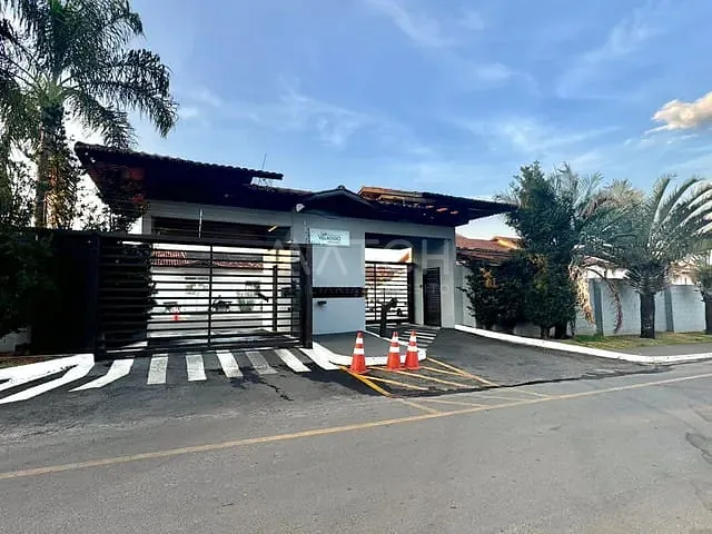 Sobrado com 240m² 3 quartos e 1 banheiro, à venda, no bairro Jardim Atlântico em Goiânia