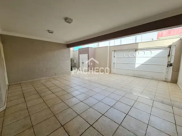 Sobrado com 300m² 3 quartos e 3 banheiros, à venda, no bairro Jardim Dona Regina em Santa Bárbara D'Oeste