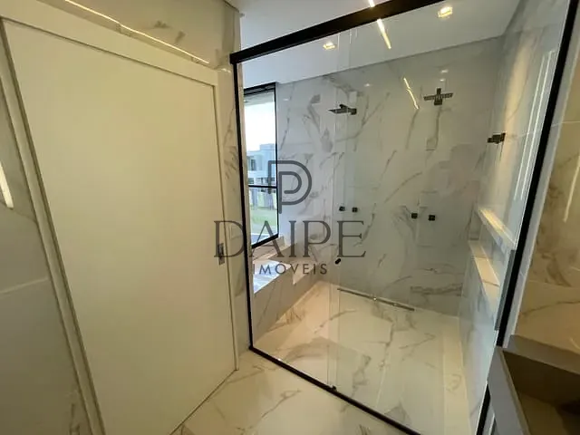 Sobrado com 450m² 5 quartos e 7 banheiros, à venda, no bairro Marina em Xangri-Lá