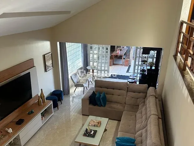Sobrado com 431m² 6 quartos e 6 banheiros, à venda, no bairro Nova Suiça em Goiânia