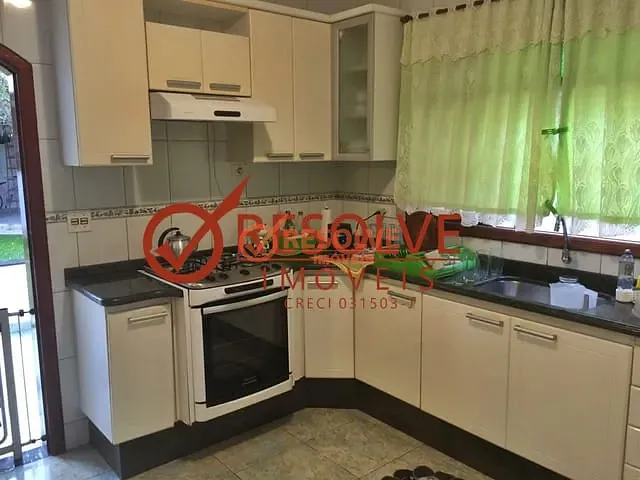 Sobrado com 306m² 3 quartos e 2 banheiros, à venda, no bairro ITAPEMA em Guararema
