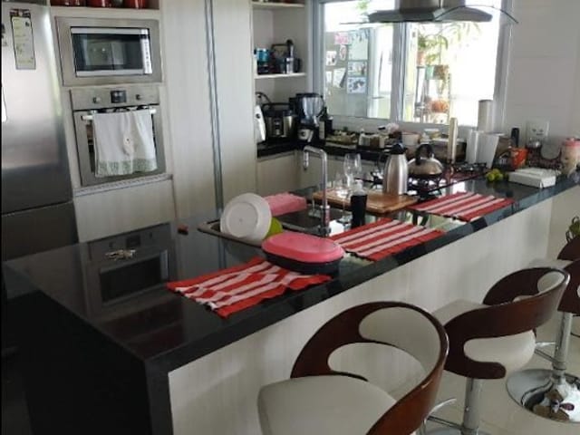 Foto do Sobrado - Sobrado com 3 dormitórios à venda, 292 m² por R$ 1.150.000 - Urbanova - São José dos Campos/SP | RUSSI IMÓVEIS