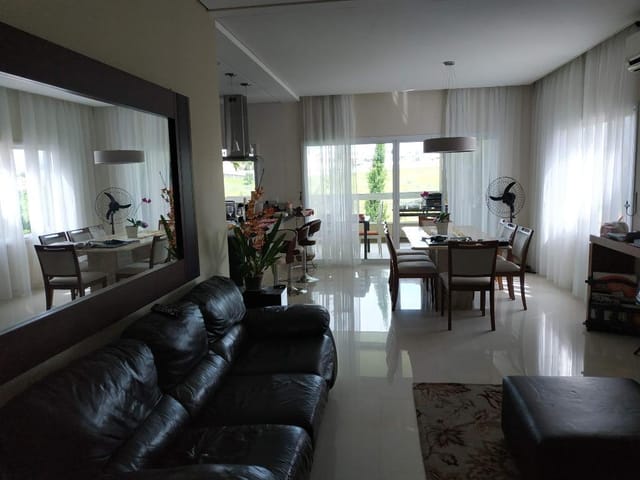 Foto do Sobrado - Sobrado com 3 dormitórios à venda, 292 m² por R$ 1.150.000 - Urbanova - São José dos Campos/SP | RUSSI IMÓVEIS