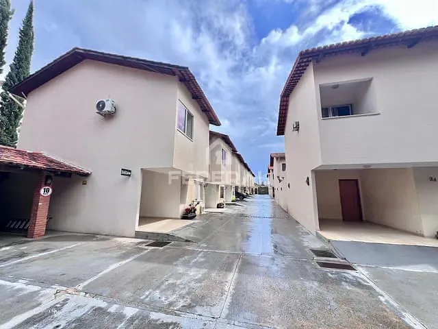 Sobrado com 283m² 4 quartos e 4 banheiros, à venda, no bairro Parque Amazonia em Goiânia