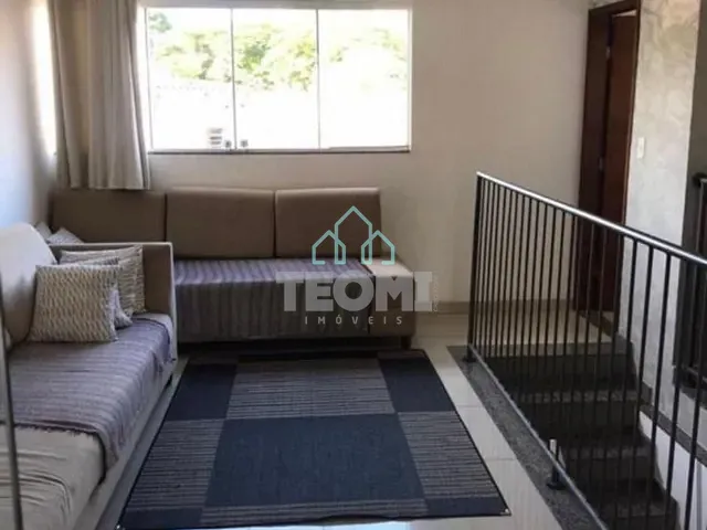 Sobrado com 125m² 3 quartos e 3 banheiros, à venda ou para alugar, no bairro Centro em Taubaté