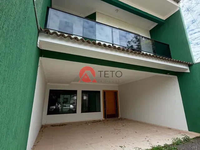 Sobrado 4 quartos e 3 banheiros, para alugar, no bairro Jardim Monte Rei em Maringá