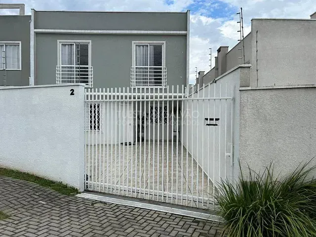 Sobrado com 109m² 3 quartos e 3 banheiros, à venda, no bairro Uberaba em Curitiba