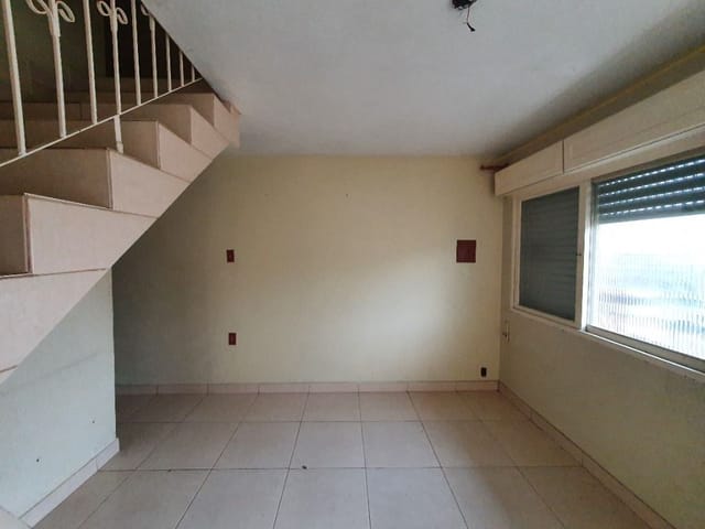 Casa com 194m² 3 quartos e 2 banheiros, à venda, no bairro Fragata em Pelotas