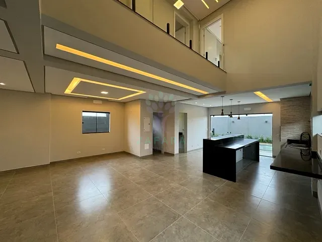 Sobrado com 250m² 3 quartos e 5 banheiros, à venda, no bairro Nova Lima em Campo Grande